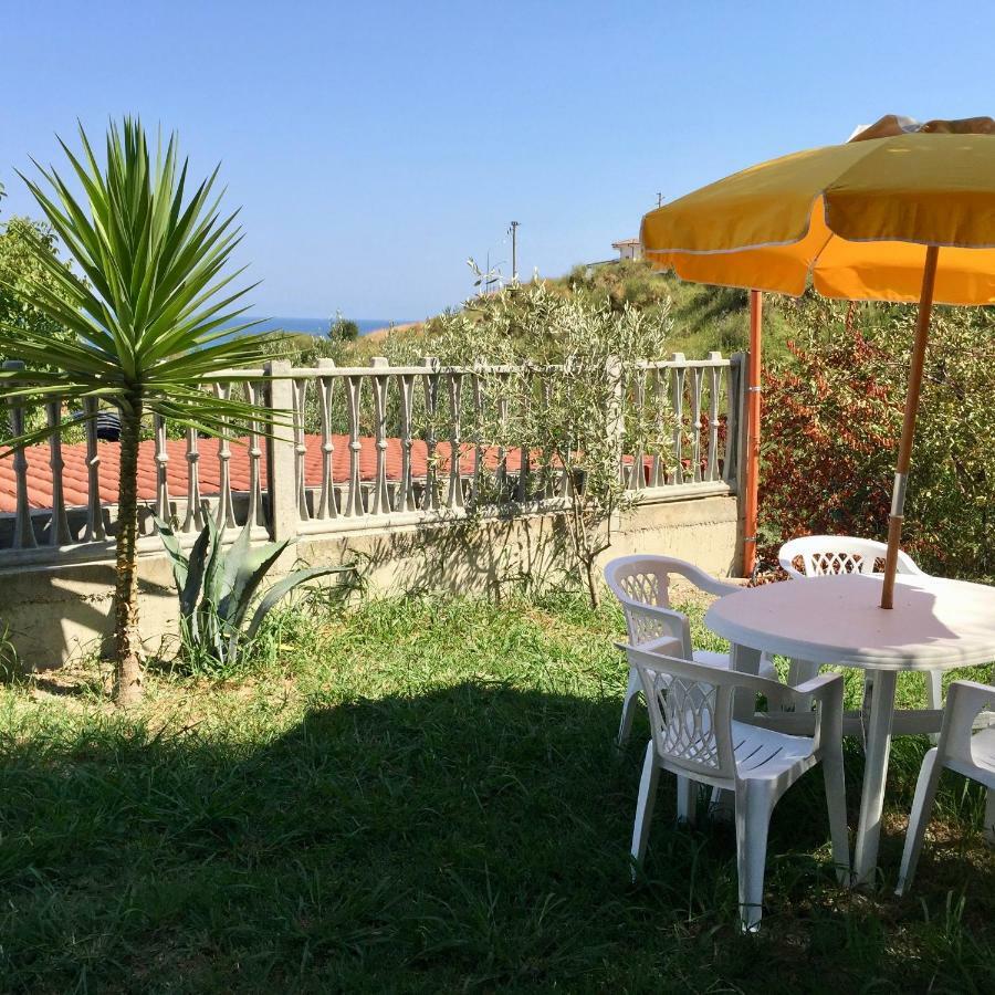 Alba Blu Apartment Santa Caterina Dello Ionio Marina Ngoại thất bức ảnh